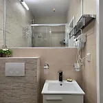 Apartman Fritula - *