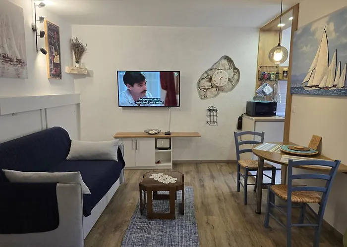 Apartamento Fritula - *