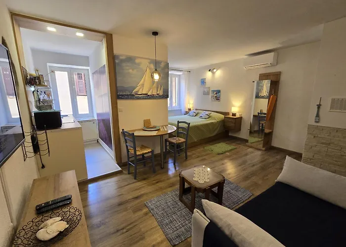 Apartamento Fritula - *